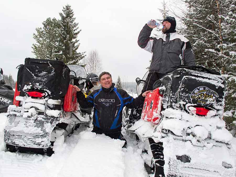 Russian snowmobile adventure with Igor Zapivalov and Evgeniy Borodin