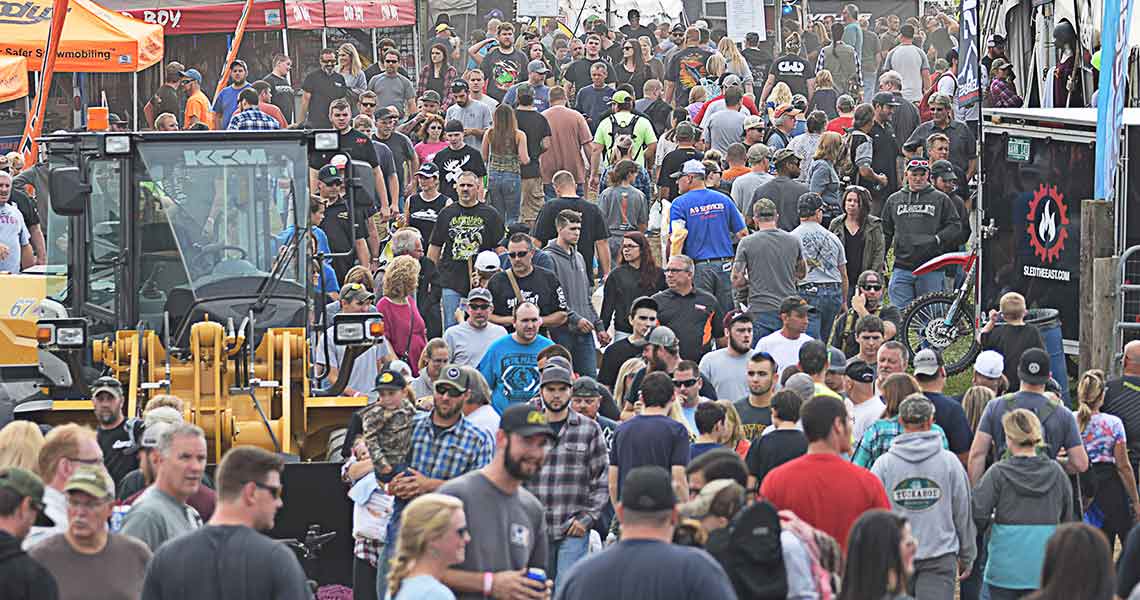 Race Sponsorship Packages, huge crowd at NH Grass Drags race
