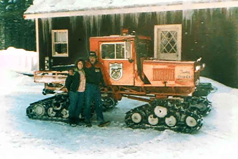 NH Snowmobiler Frank and Karen Roy