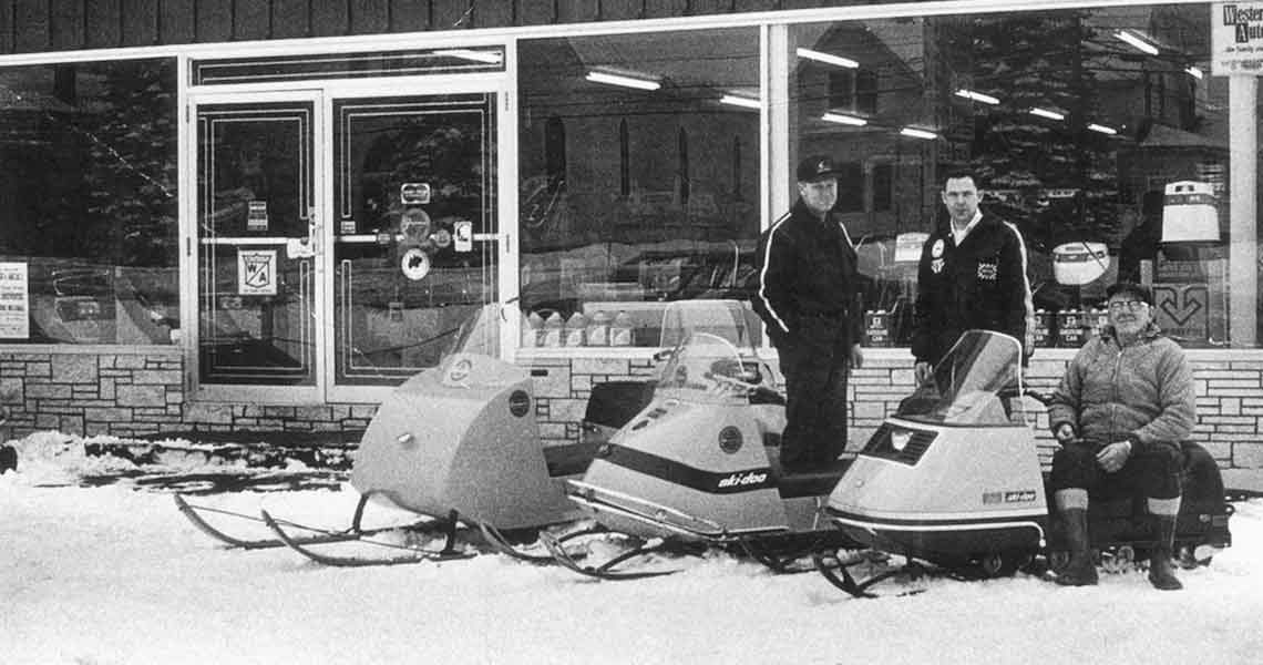 Ski-Doo introduced first snowmobile in NH.